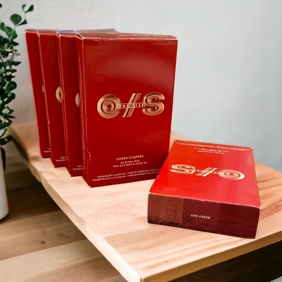 x5 One/Size Patrick Starr 3D Cheek Clapper Berry Gay - Picture 1 of 4